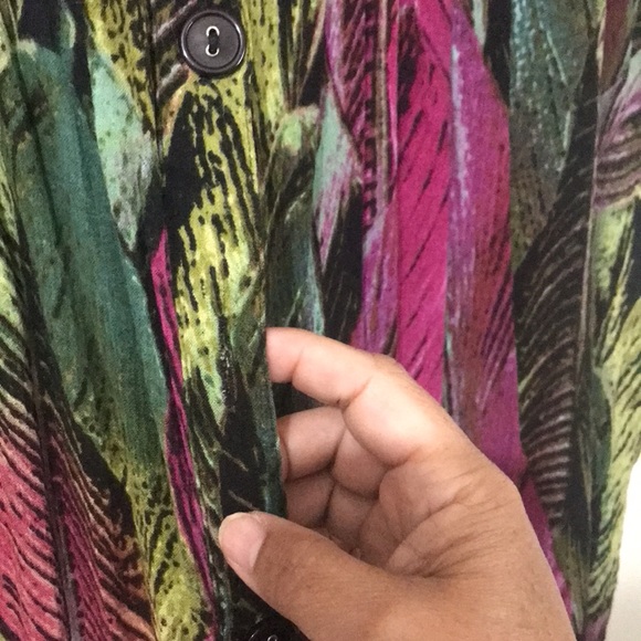 Tropical Short Sleeve Top. Fuchsia, Green & Black - Picture 3 of 5